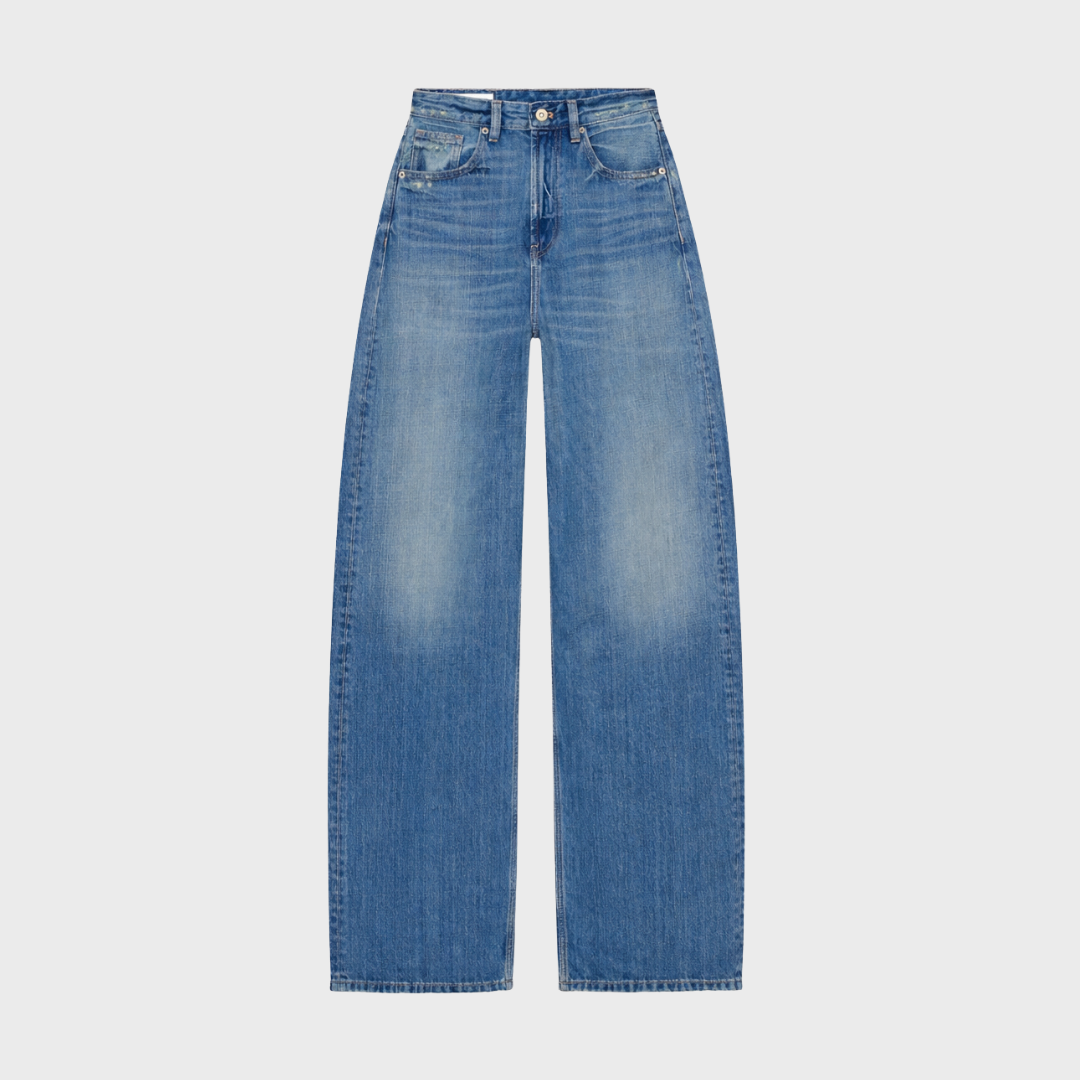 JEANS MIT LEDERTASCHEN